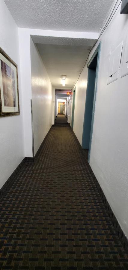 Belmont Inn Sudbury Ngoại thất bức ảnh
