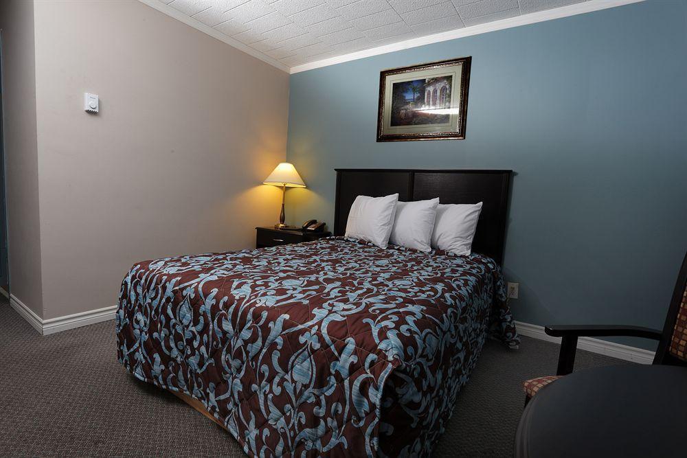 Belmont Inn Sudbury Ngoại thất bức ảnh