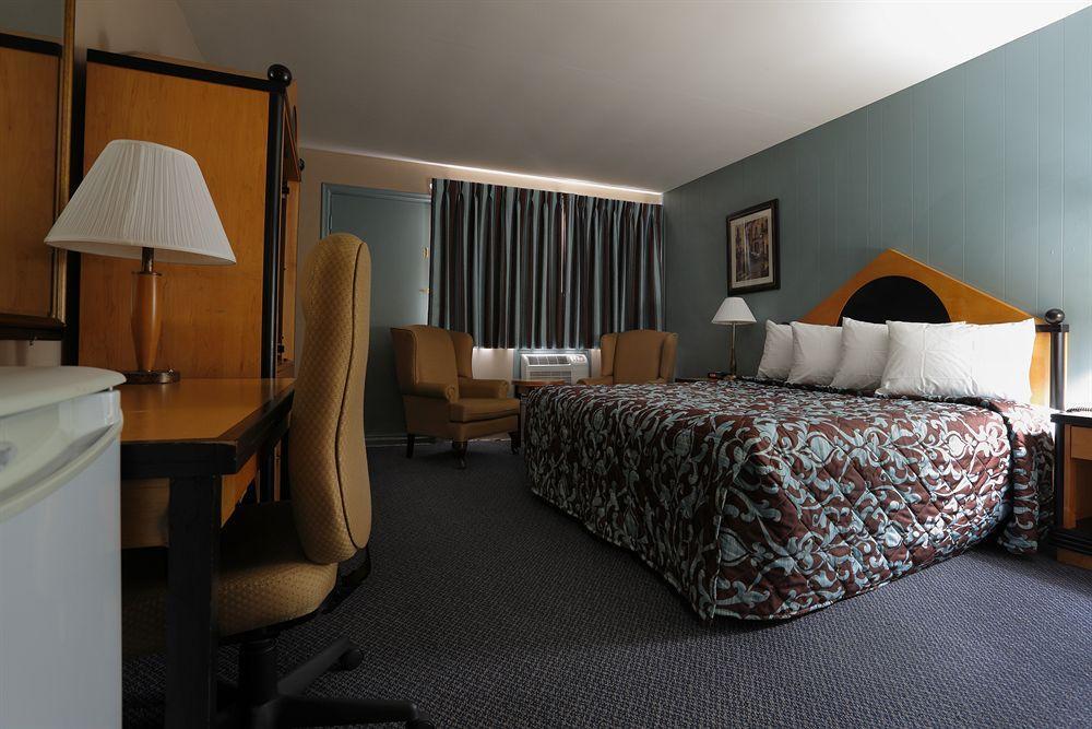 Belmont Inn Sudbury Ngoại thất bức ảnh