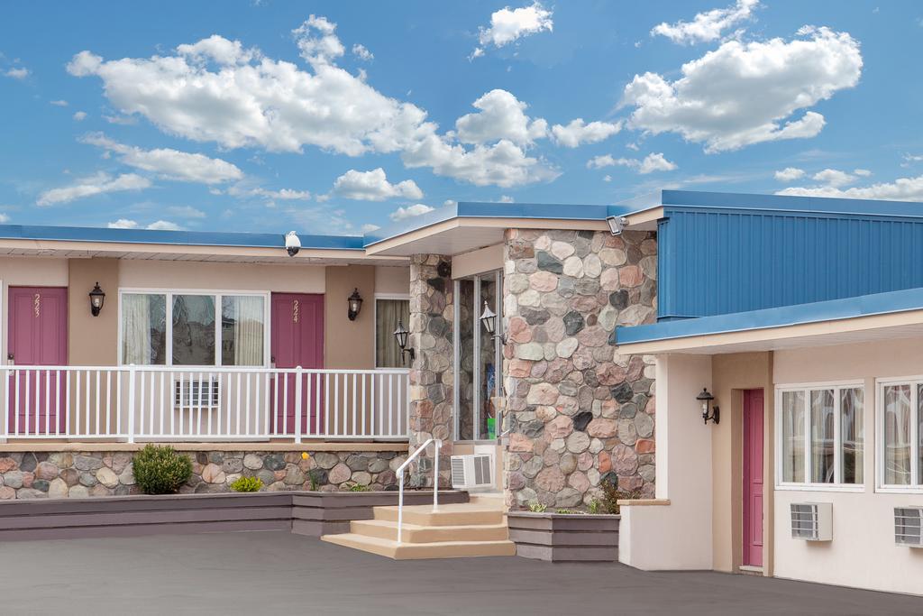 Belmont Inn Sudbury Ngoại thất bức ảnh