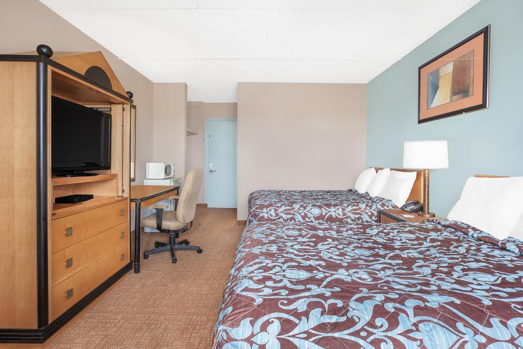 Belmont Inn Sudbury Ngoại thất bức ảnh