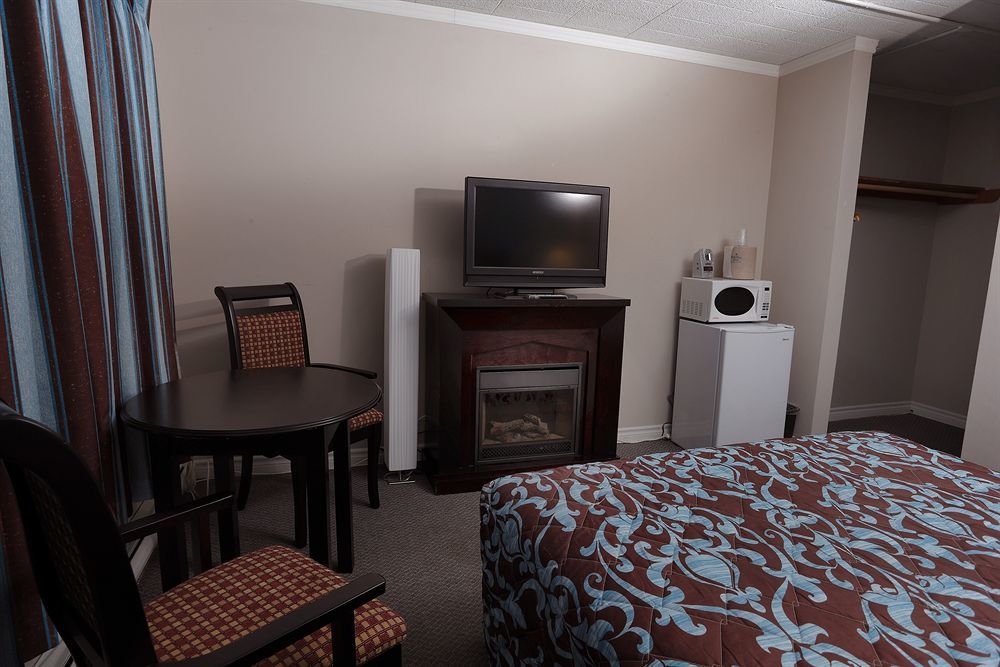 Belmont Inn Sudbury Ngoại thất bức ảnh